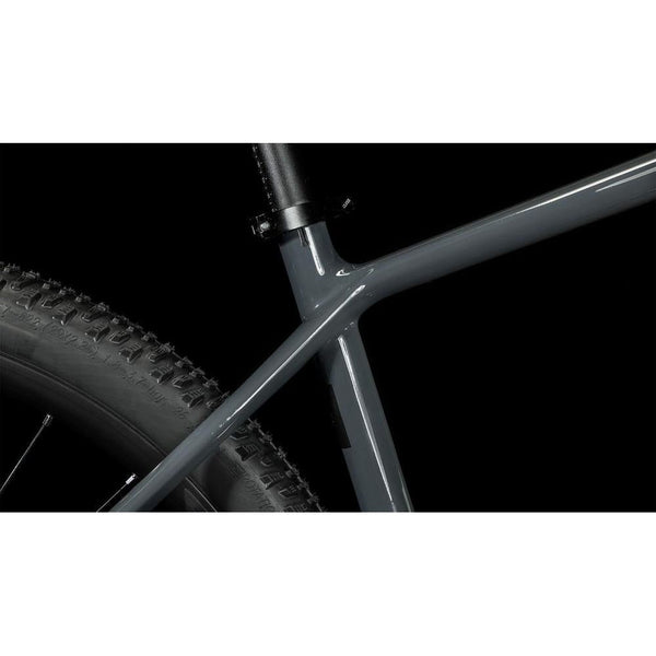 CUBE REACION C:62PRO GREY'N METAL