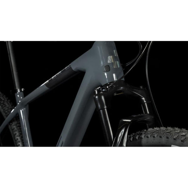CUBE REACION C:62PRO GREY'N METAL