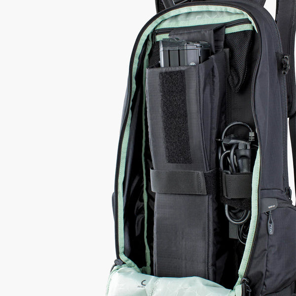 EVOC FR TRAIL E-RIDE 20 BLACK M/L