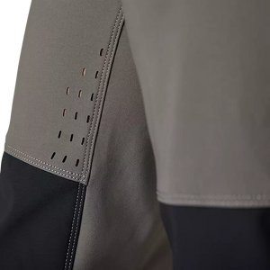 FOX W DEFEND SHORT RACE PEWTER