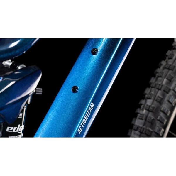 CUBE STEREO ONE22 ROOKIE ACTIONTEAM