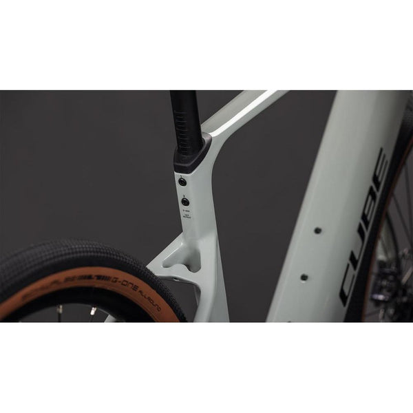 CUBE NUROAD HYBRID C:62 RACE 400X REEDBEIGE´N´BLACK