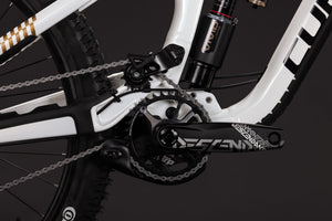 CUBE TWO15 RACE POWDERGOLD´N´BLACK