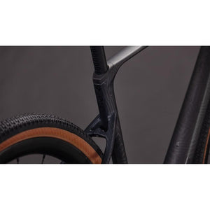 CUBE NUROAD C:62 EXC CARBON´N´CRISSCROSS