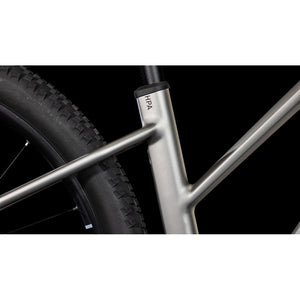 CUBE REACTION HYBRID ONE 800 SILVER´N´BLACK