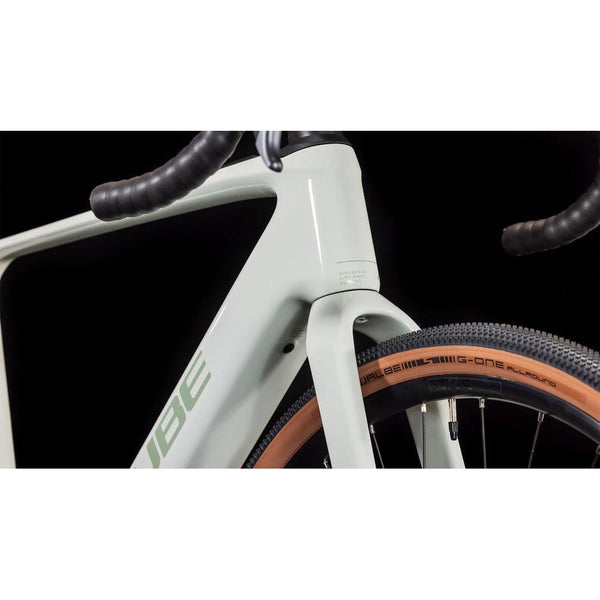 CUBE NUROAD HYBRID C:62 RACE 400X DESERTSTONE´N´GREEN