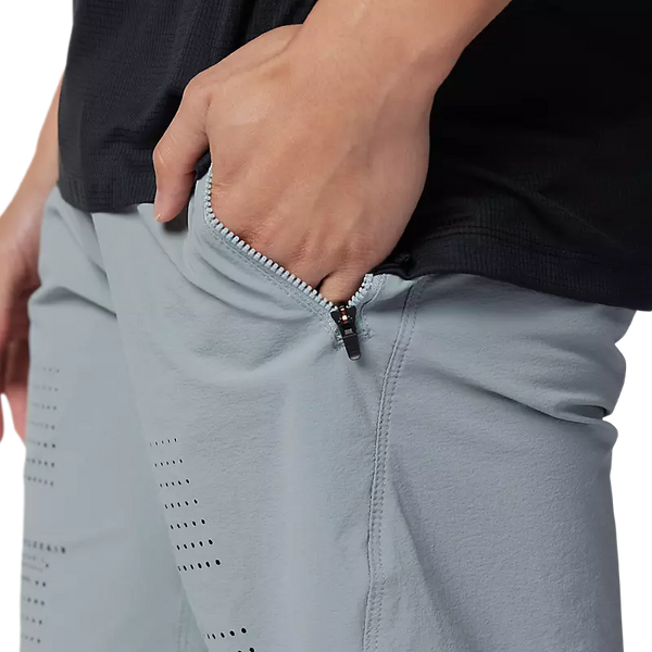 FOX FLEXAIR SHORT CLOUD GREY