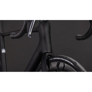 CUBE LITENING AIR C:68X RACE BLACKLINE