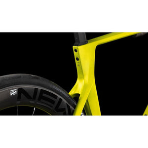 CUBE AGREE C:62 RACE FLASHLIME´N´BLACK