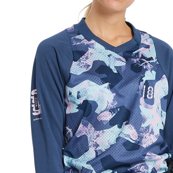 ION TEE LS SCRUB WMS INDIGO DAWN